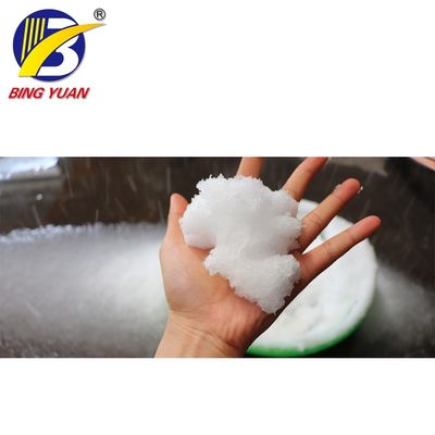 Nieve artificial de R404A que hace la máquina